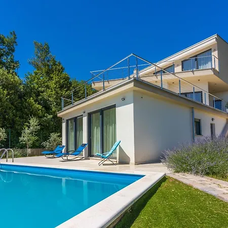 Sea View With Pool Апартаменты *