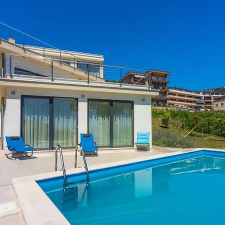 Sea View With Pool Апартаменты *